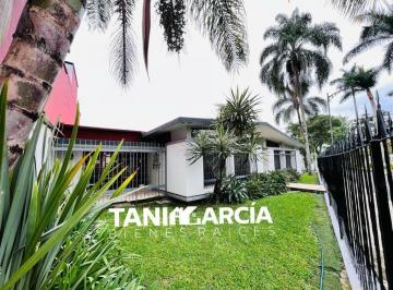 Casa de 3 habitaciones, Fortín · Vendo Casa en Esquina Fortín
