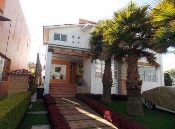 Casa en condominio · 407m² · 4 Recámaras · Casa Estilo Mexicano Contemporáneo en La Providencia Conjunto Marbella