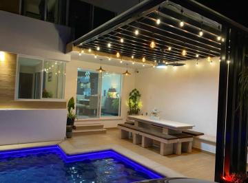 Casa , Emiliano Zapata · Casa con Alberca ¡Lista Para Airbnb!