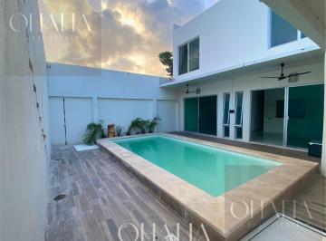 Casa · 220m² · 3 Recámaras · 2 Estacionamientos · Casa en Renta en Residencial Andria