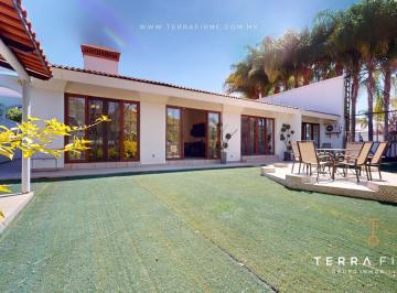 Casa de 4 habitaciones, Querétaro · Casa en Venta con Alberca en Villas del Mesón, Juriquilla