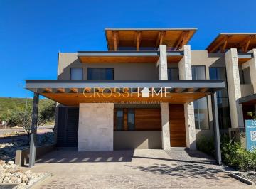 Casa de 3 habitaciones, Querétaro · ¡Casa en Venta en El Paraíso Natural y Exclusivo Altozano, Querétaro!