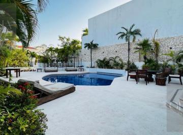 Casa · 600m² · 3 Recámaras · 4 Estacionamientos · Casa en Renta en Isla Dorada