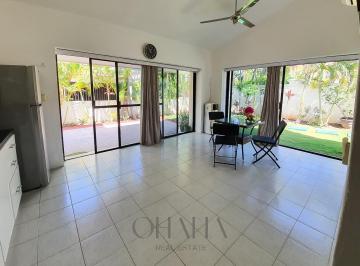 Casa · 343m² · 5 Recámaras · 1 Estacionamiento · Casa en Renta en Isla Dorada