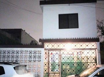 Casa de 3 habitaciones, Monterrey · Casa en Renta Amueblada en Mitras Norte