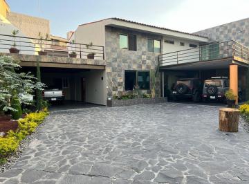 Casa de 3 habitaciones, Zapopan · Casa en Fraccionamiento Bugambilias
