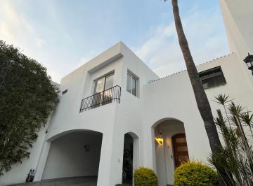 Casa de 3 habitaciones, San Pedro Garza García · Venta de Casa en Fraccionamiento Privado en San Pedro Garza García, N. L.