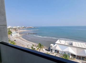 Departamento · 181m² · 3 Recámaras · 2 Estacionamientos · Blvd. Avila Camacho, Departamento en Venta con Vista Al Mar, Alberca, Rooftop, 3 Recámaras (Bb)