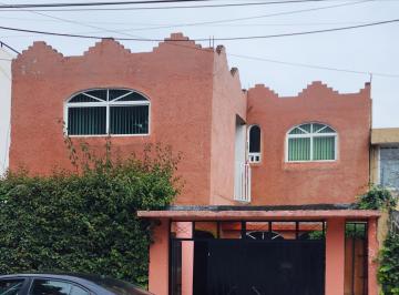 Casa de 9 habitaciones, Atizapán de Zaragoza · Casa en Venta en Tabachines, Colonia Jardines de Atizapan.