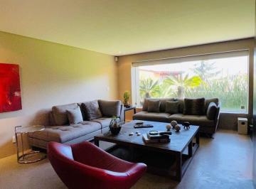 72b933ab7636f35d6d620a8ac799b84570a44b09f0111d366ac89743b714f472 · Excelente Casa en Condominio en Venta en Bosques.