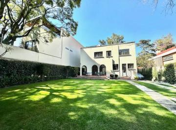 Casa de 3 habitaciones, Miguel Hidalgo · Casa en Las Lomas en Venta con Amplio Jardin