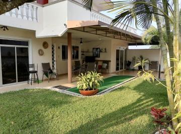 Casa de 4 habitaciones, Fortín · Venta Casa en Fortin Veracruz Fracc Jardin 475 m² 4 Recamaras a 5 Min Sams