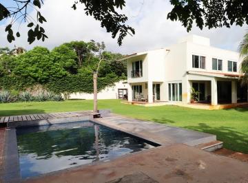 Casa de 7 habitaciones, Cancún · Casa en Venta en Av Colegios, Cancún