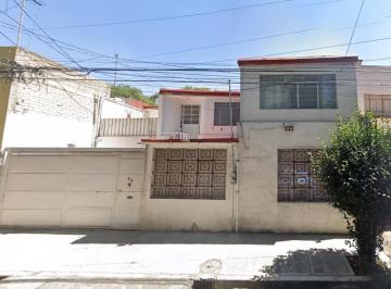 Casa de 3 habitaciones, Benito Juárez · Casa en Remate en Postal Benito Juarez