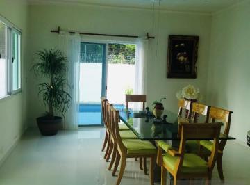 Casa · 370m² · 3 Recámaras · 4 Estacionamientos · Casa en Venta en Lagos del Sol