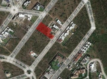Terreno / Lote · 2200m² · Terreno en Venta en Paseo de La Montaña, Villas de Irapuato - (4)