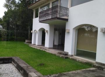 Casa · 1350m² · 4 Recámaras · 4 Estacionamientos · Casa en Venta/ Teololco, Jardines del Pedregal