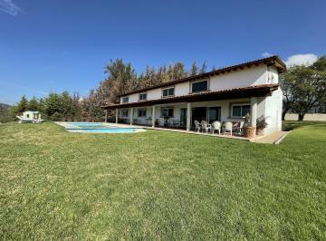 Casa · 2500m² · 12 Recámaras · 5 Estacionamientos · Casa en Carretera Tenancingo - San Andres Nicolas Bravo, Zumpahuacan