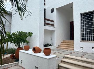 Casa de 5 habitaciones, Mérida · Casa en Venta en Mérida, Colonia Campestre