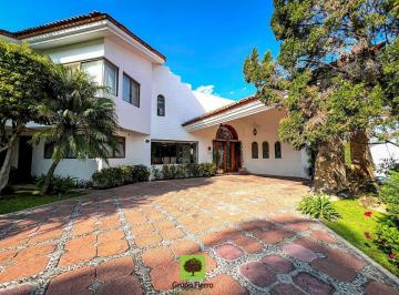 Casa en condominio de 4 habitaciones, Zapopan · Casa en Venta - Atlas Colomos