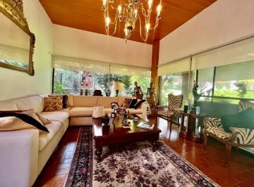 Casa de 3 habitaciones, Zapopan · Casa en Venta Lomas del Valle, Zapopan.