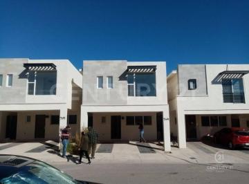 Casa · 173m² · 3 Recámaras · 2 Estacionamientos · Casa en Venta en Fracc. Alezza Boreal, Chihuiahua Chih.
