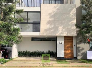 Casa de 3 habitaciones, Zapopan · Casa en Venta, Solares Residencial