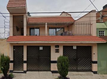 Casa de 4 habitaciones, Azcapotzalco · Casa en Remate en Tezozomoc Azcapotzalco