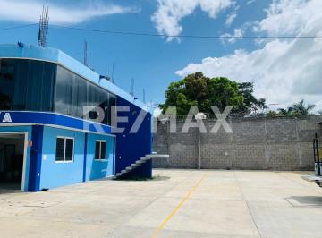 Casa uso de suelo , Tuxtla Gutiérrez · Propiedad con Oficinas y Bodega Para Almacenamiento