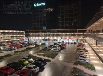 Local comercial · 161m² · 300 Estacionamientos · Local - Alpes Norte