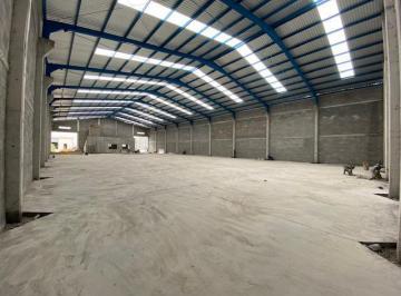 Bodega comercial · 1350m² · 6 Estacionamientos · Bodega Industrial en Renta en Santa Catarina