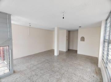 Se renta LOFT comercial 40 m2 que cuenta con un baño completo, y un espacio pequ · Departamento Tipo Loft Centrico a un Lado de Secundaria "