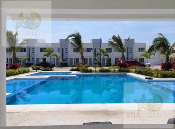 Villa · 3 Recámaras · 1 Estacionamiento · Villa en Barra Vieja con Club Playa