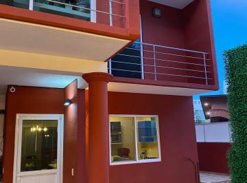 Casa de 4 habitaciones, San Francisco Tutla · Casa Amplia con Pergolado en Jardin Trasero Iliminado
