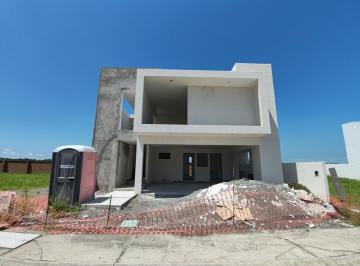 Casa · 222m² · 3 Recámaras · 2 Estacionamientos · Casa en Venta en Punta Tiburón