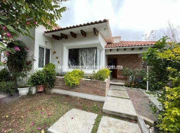 Casa de 4 habitaciones, Tequisquiapan · Casa en Venta en Tequisquiapan Fracc. Real del Ciervo Cyanna