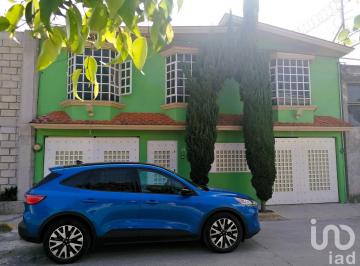 Casa · 325m² · 5 Recámaras · 2 Estacionamientos · Casa en Venta Colonia Emiliano Zapata, Atizapan de Zaragoza