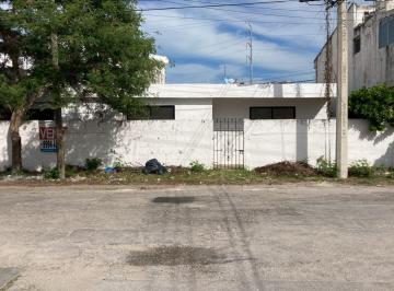 Casa de 2 habitaciones, Mérida · Venta de Casa en Colonia Brisas