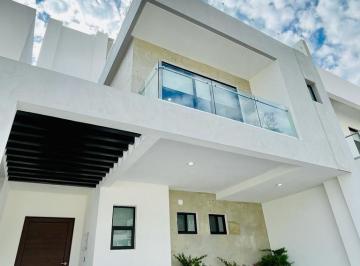Casa en condominio de 3 habitaciones, Querétaro · Casa Nueva Roof Garden en Venta Nuevo Refugio Queretaro