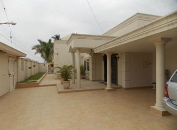 Casa · 650m² · 3 Recámaras · 4 Estacionamientos · (Mmcv2306) Residencia en Venta en Tamuin, S. L. p. Cel.