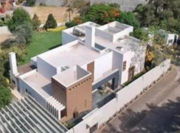 Casa de 5 habitaciones, Jacona · Casa en Venta en Fraccionamiento La Peñita