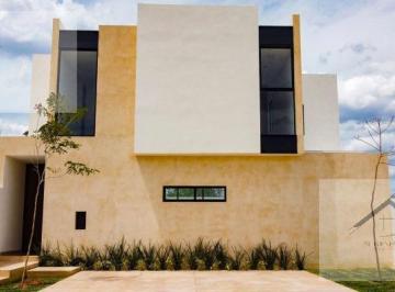 Terreno / Lote · 229m² · 3 Recámaras · 2 Estacionamientos · Terreno - Pueblo Cholul