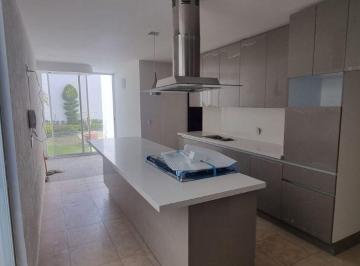 e8ba4c9b8a37fa68c1a51e8fe1f2b0cafca53f53445c808677afc652ca44e7e7 · Casa en Renta en Club de Golf La Loma en San Luis Potosí