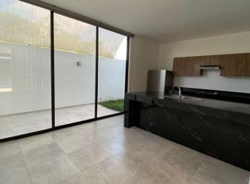 Casa de 2 habitaciones, Mérida · Townhouse de 2 Recámaras, Sin Amueblar, en Privada.