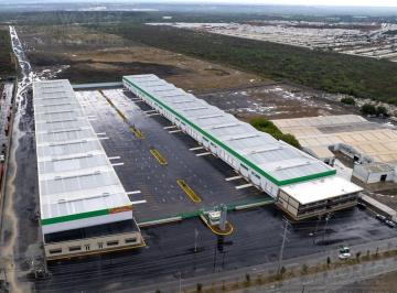 Bodega comercial · 2000m² · 18 Estacionamientos · Nave Industrial en Renta Pesquería Nl