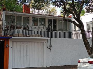 Casa de 8 habitaciones, Coyoacán · Casa en Venta, Colonia del Carmen Coyoacan