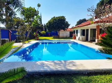 Casa de 4 habitaciones, Yautepec · Casa en Renta con Caldera Fin de Semana Cocoyoc Morelos, Capacidad 25 Personas