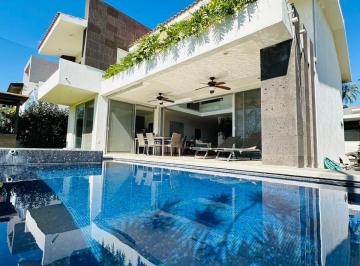 Casa de 4 habitaciones, Emiliano Zapata · Casa en Venta en Fraccionamiento Paraíso Country