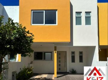 Casa de 3 habitaciones, Zapopan · Casa en Renta Real Valdepeñas