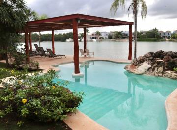 Departamento de 2 habitaciones, Benito Juárez · Penthouse con Vista a La Laguna, Jacuzzi y Terraza Privada, en Venta Cancún.